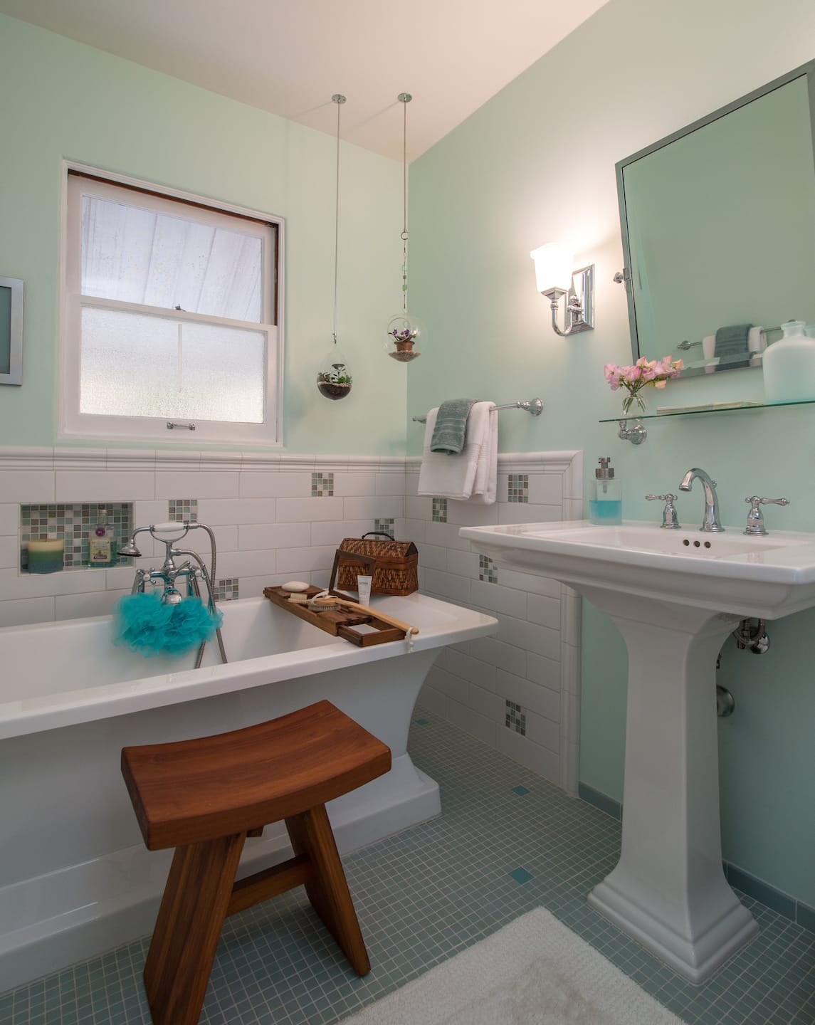 Стены в ванной хрущевки. Ванная комната с окрашенными стенами. Ванная плитка и краска. Ванная комната плитка и краска. Ваневя поитка и краска.