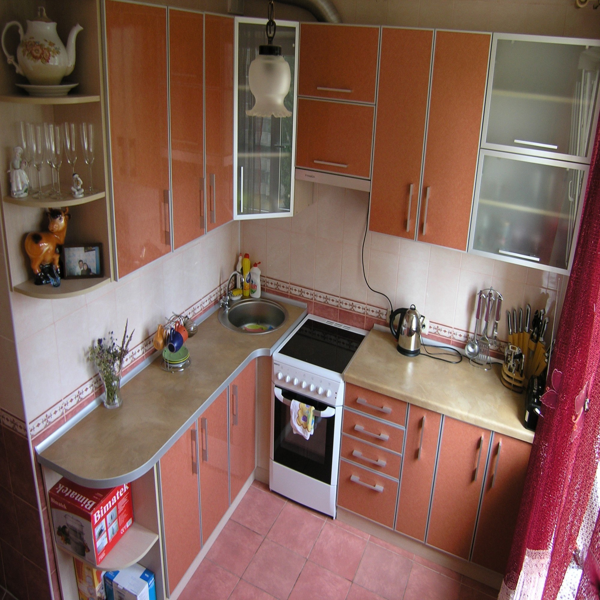 Маленьких кухонь в квартирах старой планировки (30 фото) - красивые картинки и HD фото