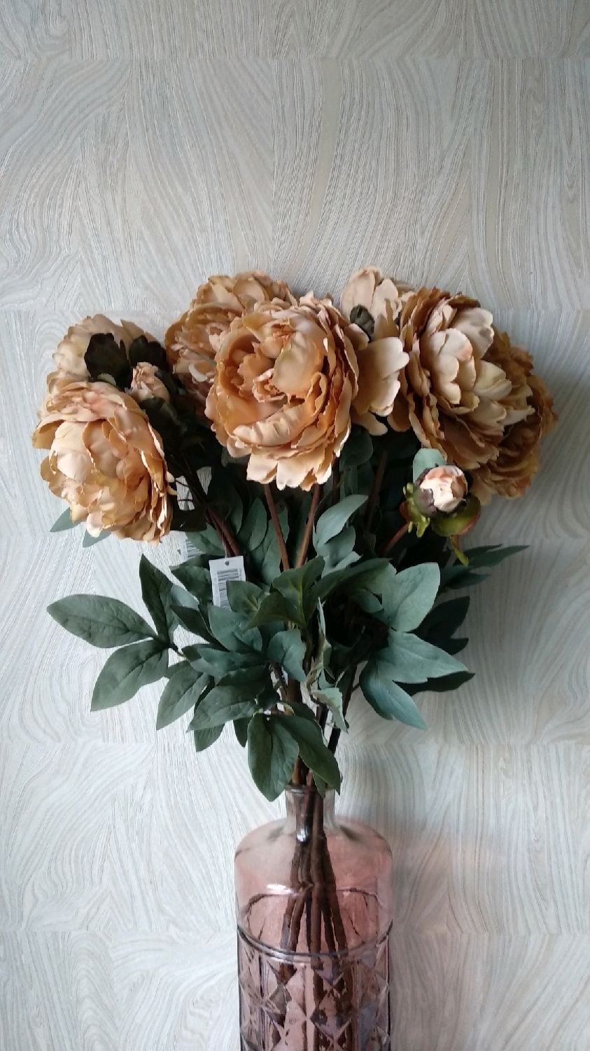 Композиции из искусственных пионов для интерьера