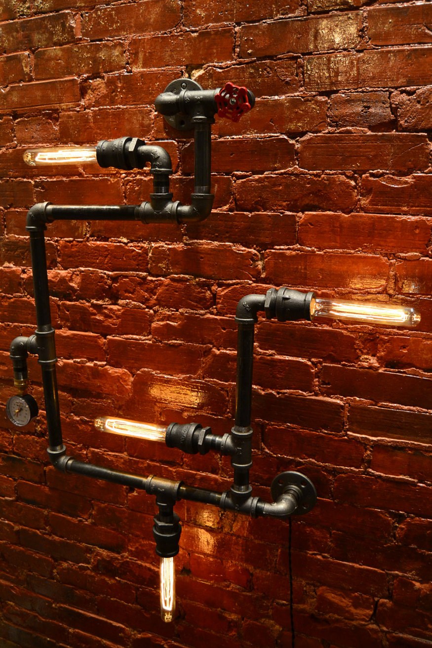 Светильник из труб в стиле лофт