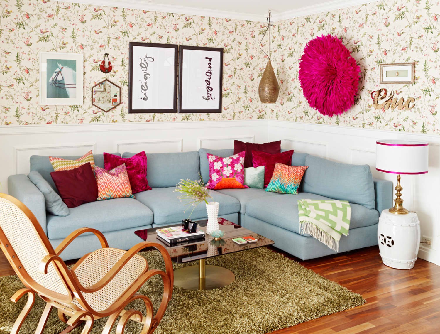 2 Cute Living Room