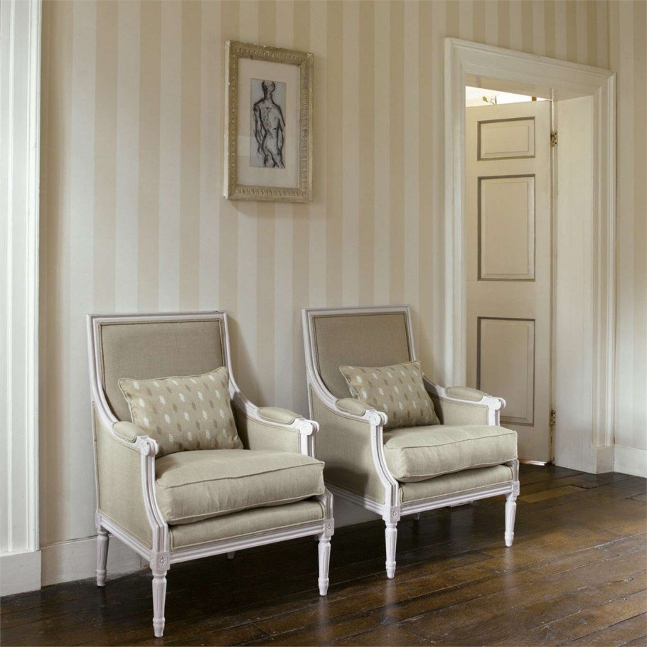 Полоска в классическом интерьере