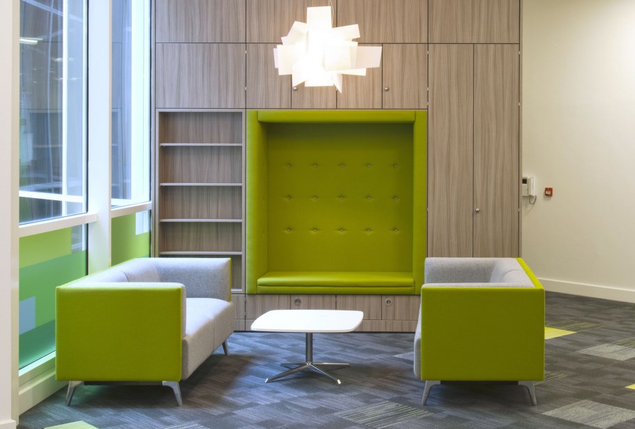 Зона ожидания в офисе