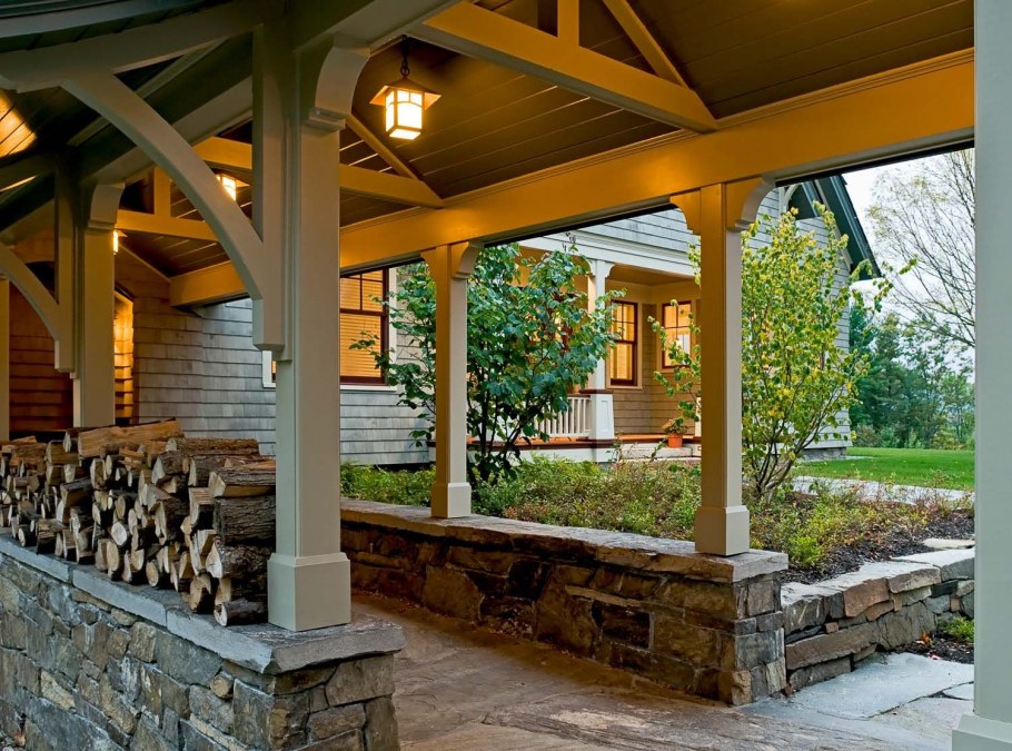 Деревянные колонны для террасы