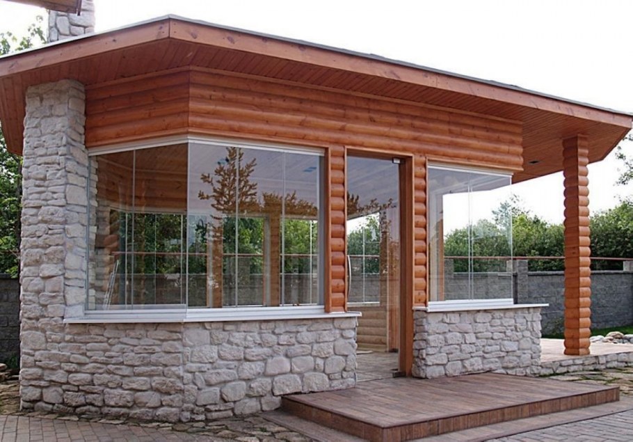 Кирпичная беседка застекленная