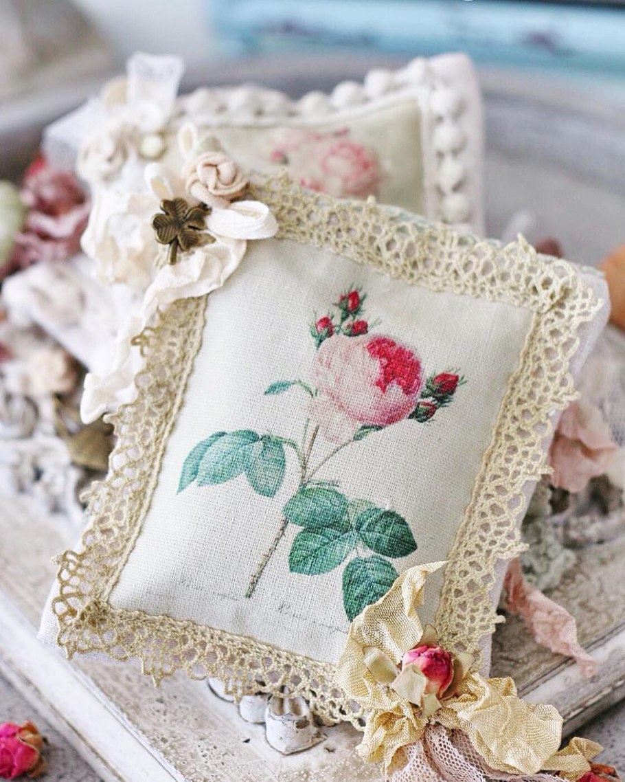 Декупаж стола в стиле шебби Шик