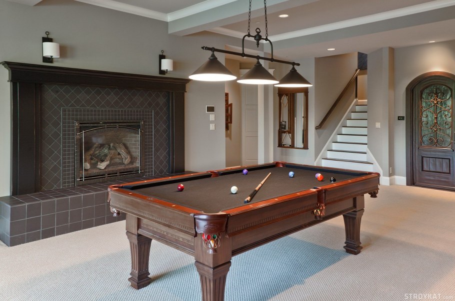 Бильярдный стол High-Tech