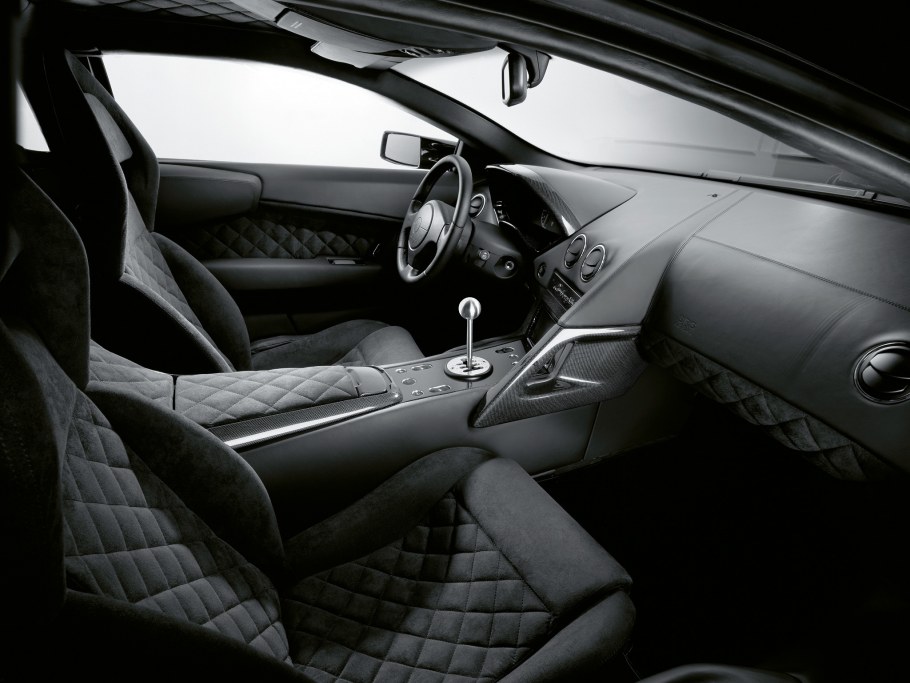 Интерьер цветовая палитра черно белая