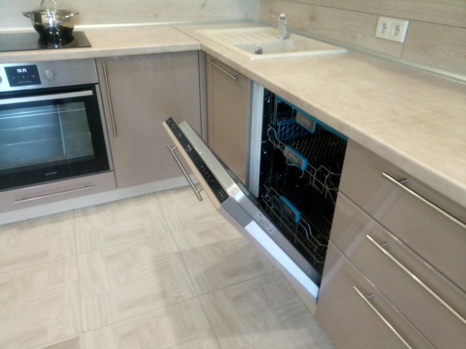 Плинтус полистирол Cezar Elegance