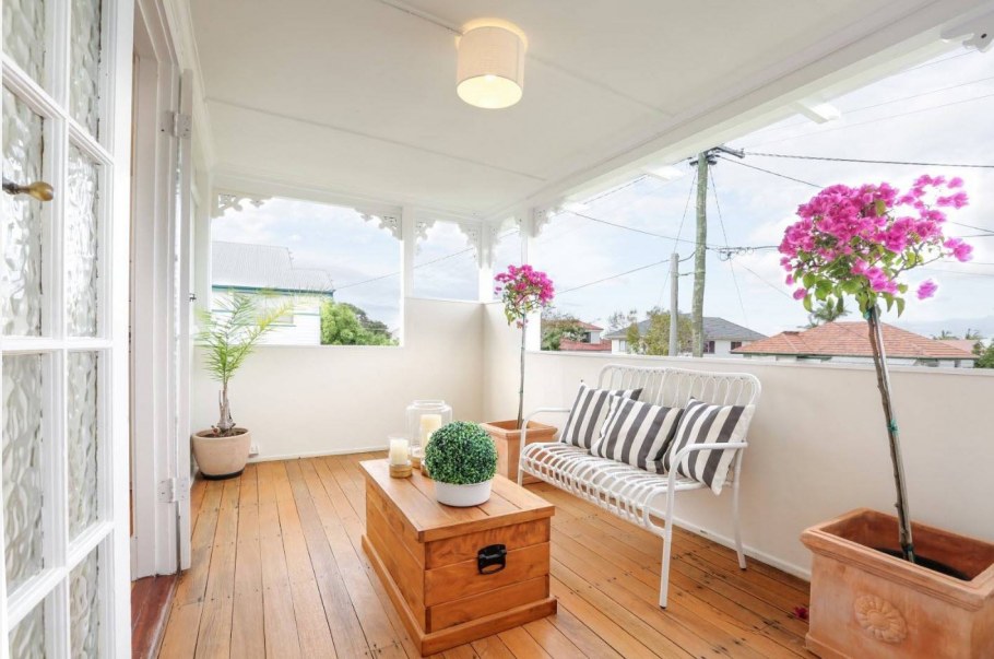 Терраса в скандинавском стиле в частном доме