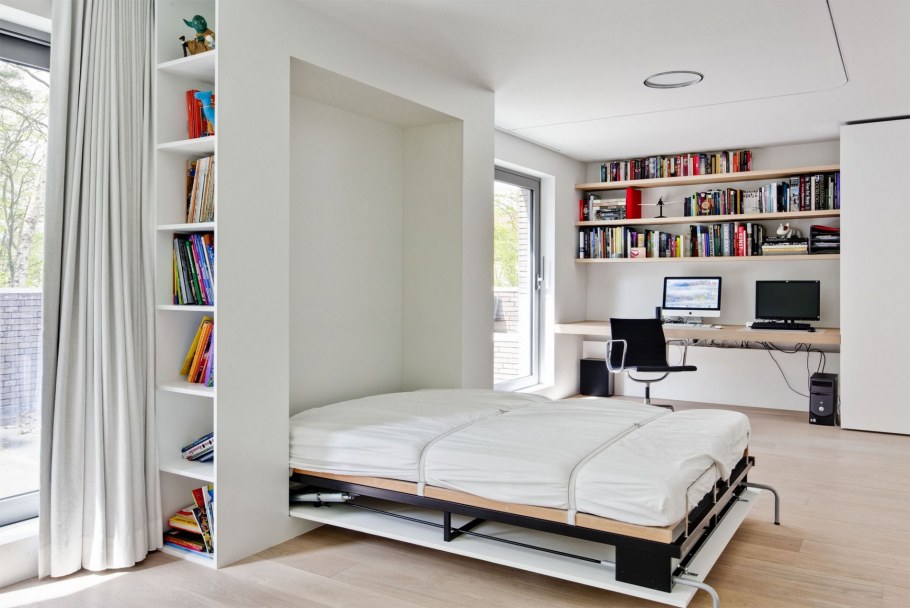 Встраиваемая кровать в стену