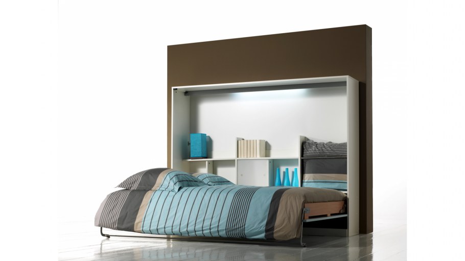 Кровать из стены