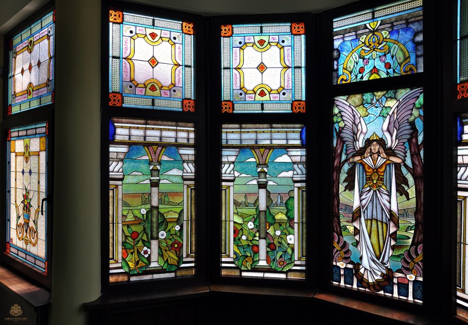 Витражи Арлекино