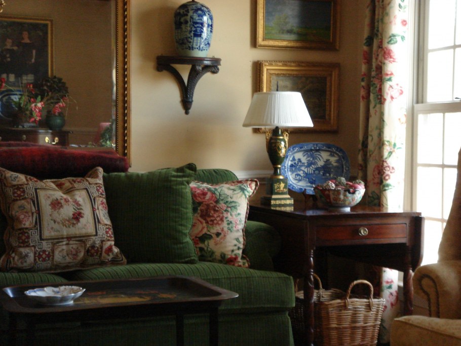 Уютные уголки в интерьере английский стиль