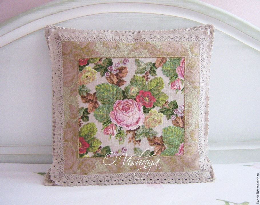 Уютная гостиная в винтажном стиле