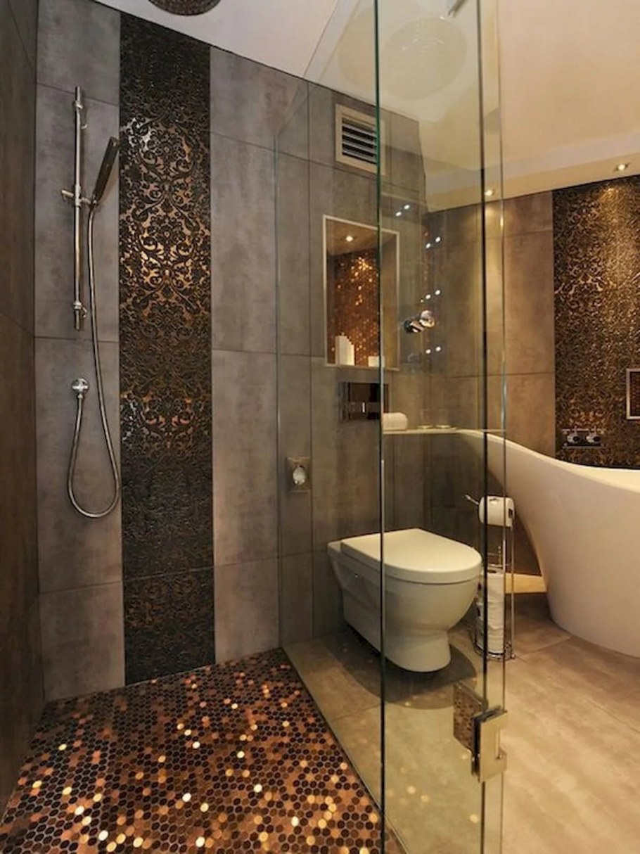 Ванная комната со встроенной душевой