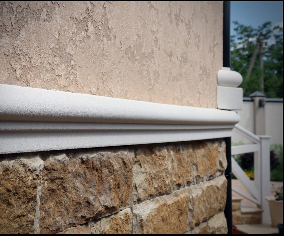 Молдинг цокольный для фасада