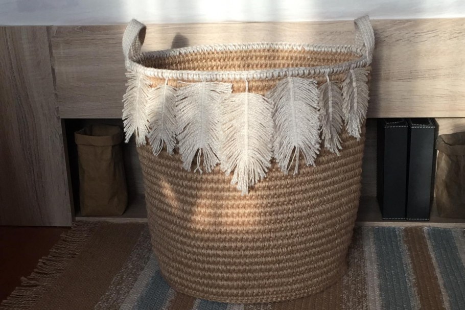 Корзина из джута