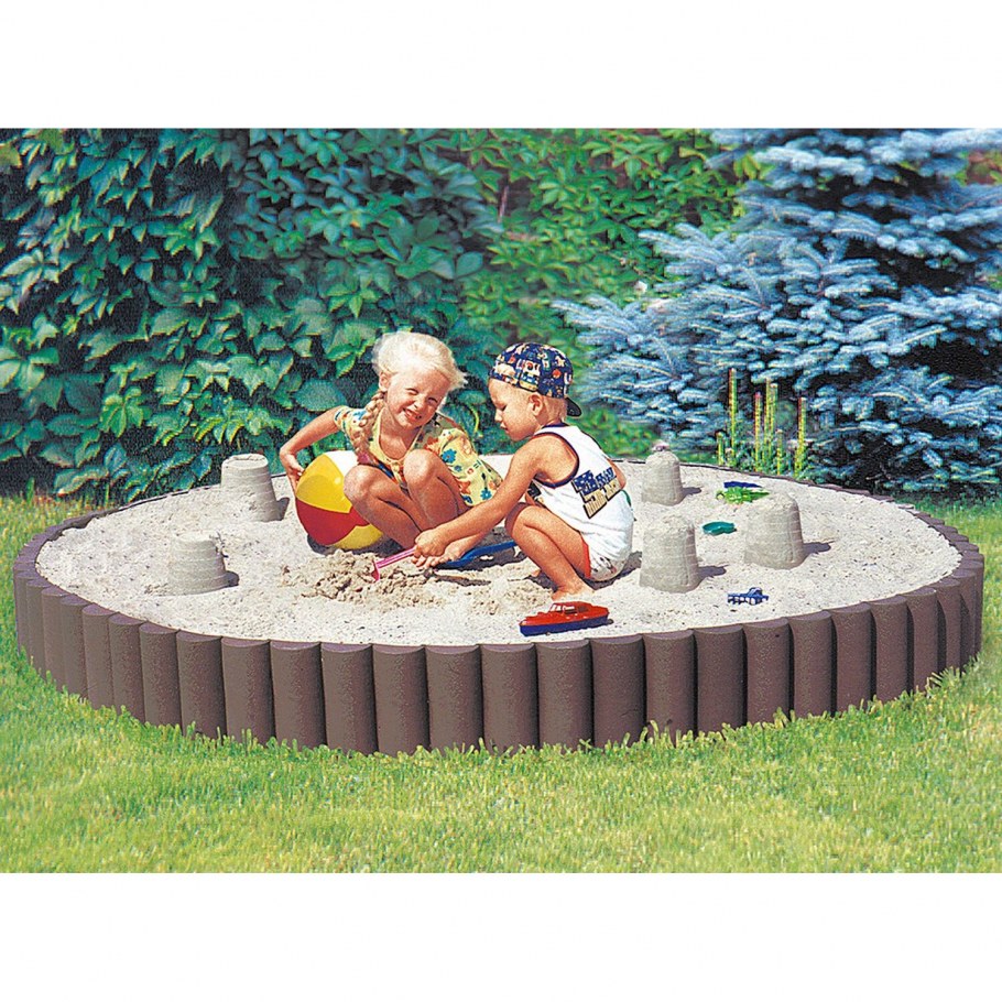 Сборная клумба из бетона