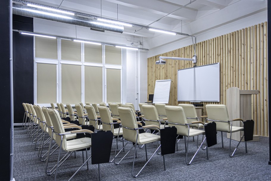 Видеоконференц зал 60v2