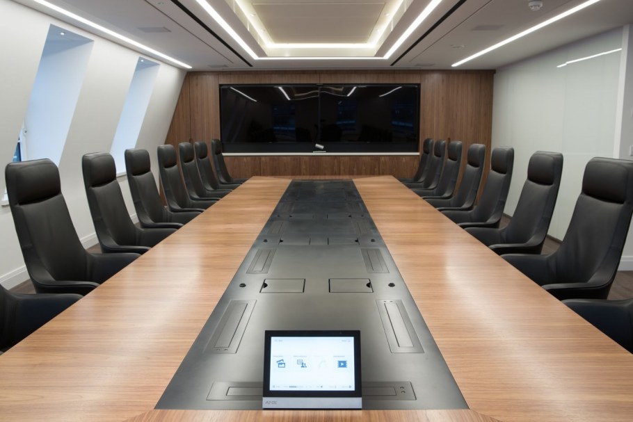 Зал переговоров