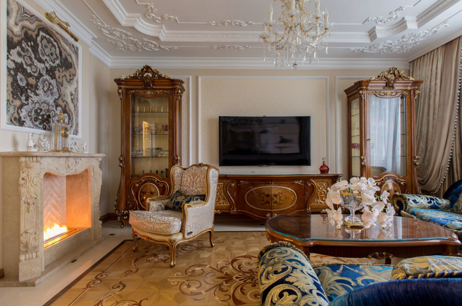 Дворцовый стиль в интерьере гостиной