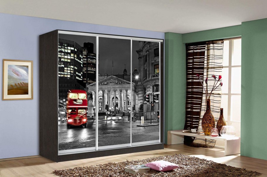 Шкаф разноцветный