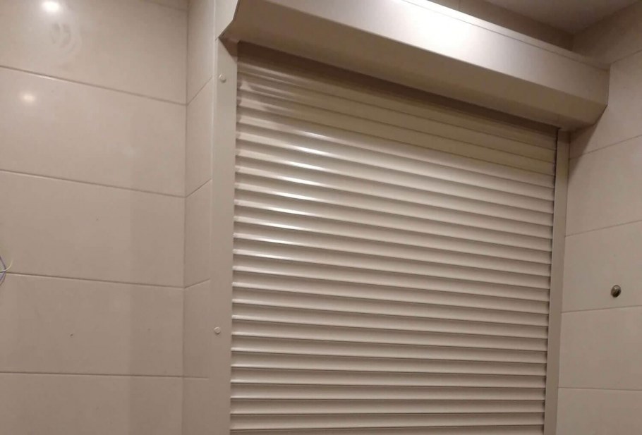 Рольставни Алютех в санузел