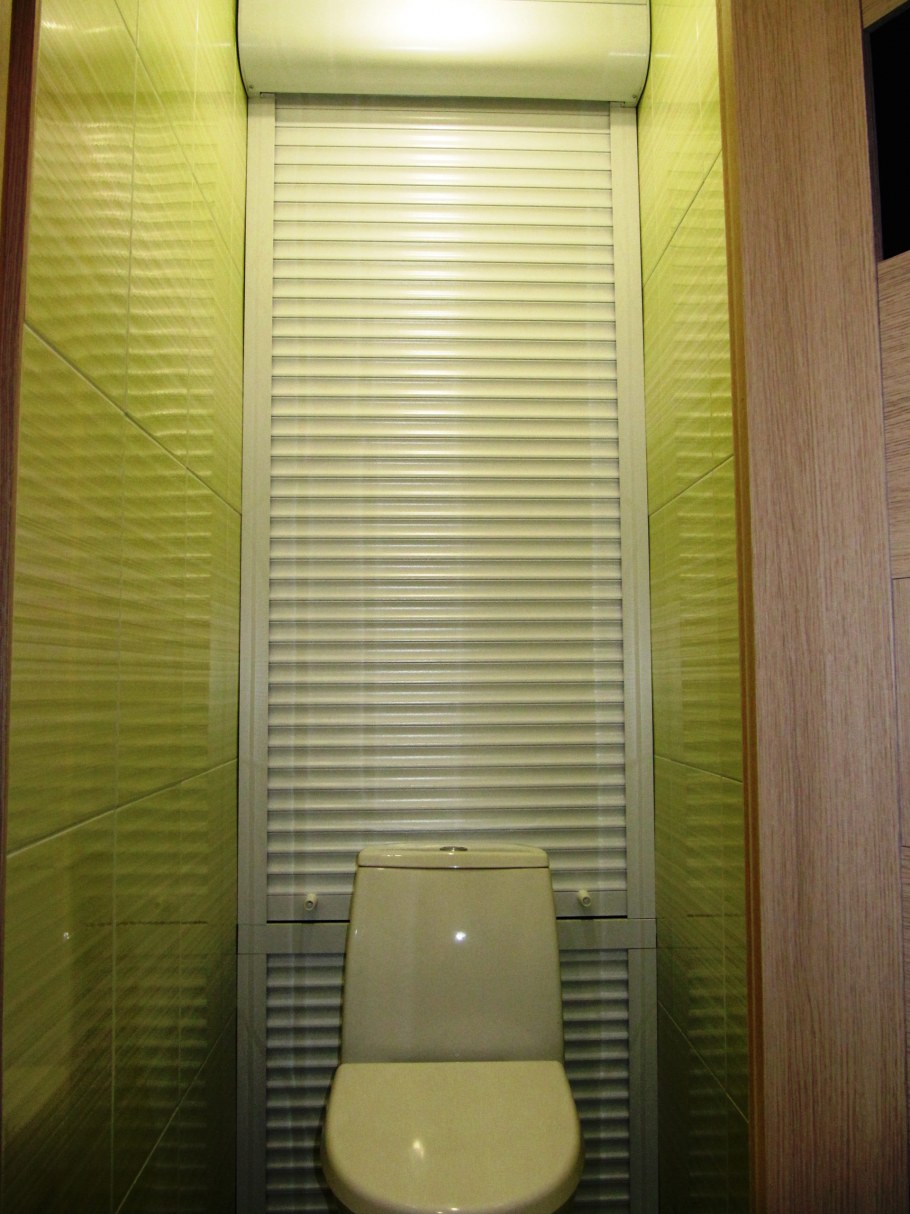 Рольставни в туалет