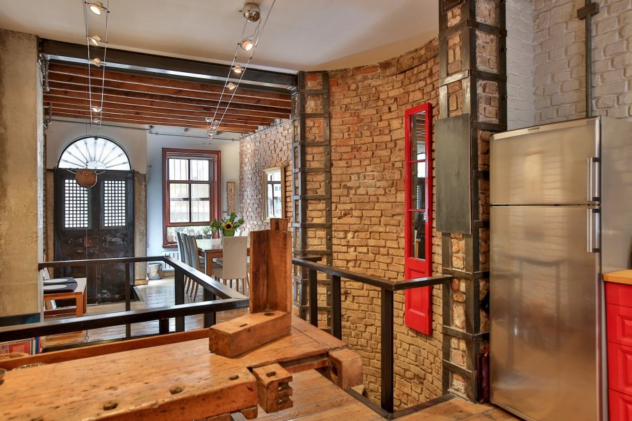 Колонны в стиле лофт