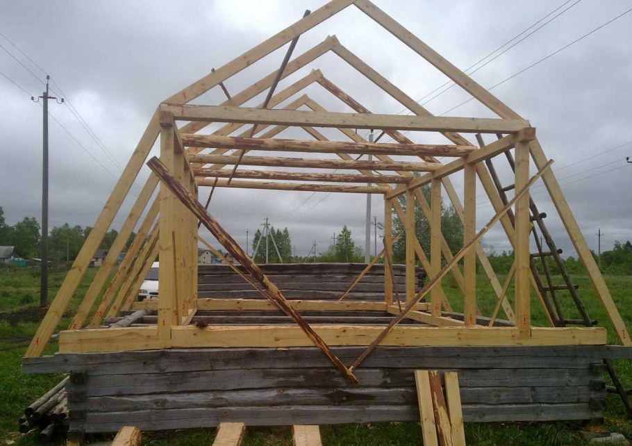 Ломаная кровля стропильная система