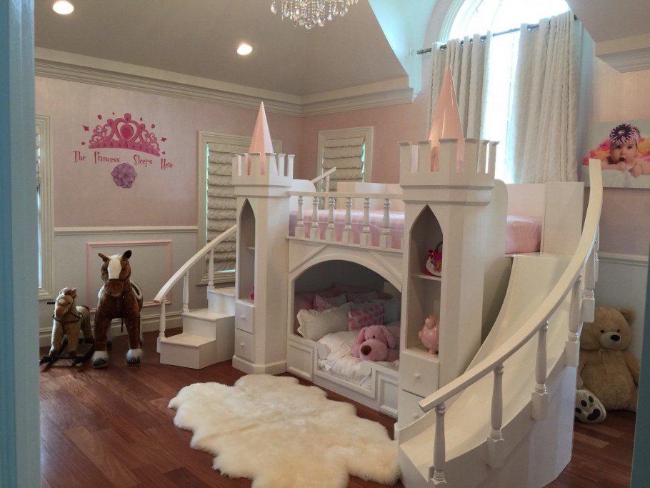 Игровой набор замок с фигурками