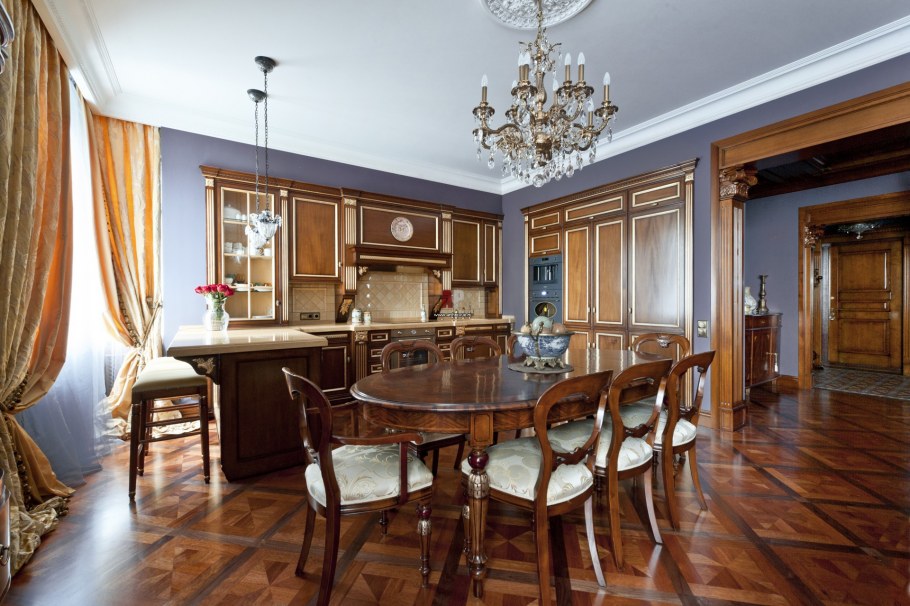 Кухня-гостиная в классическом стиле