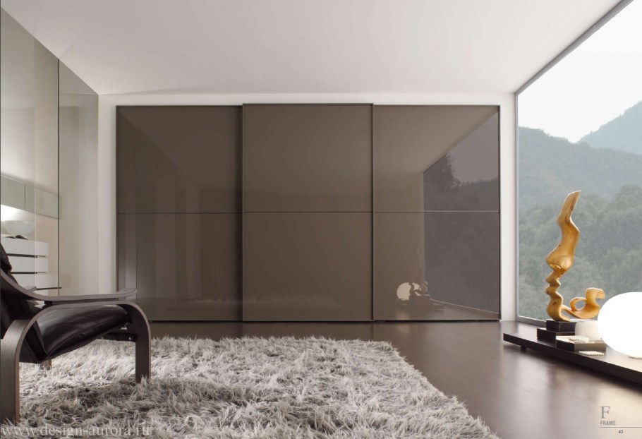 Шкаф для гостиной