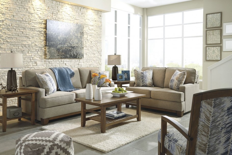 Диван двухместный в интерьере