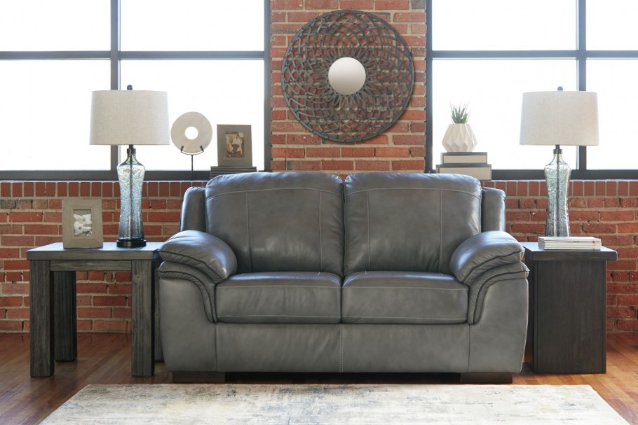 Дизайнерский интерьер с диваном Империал