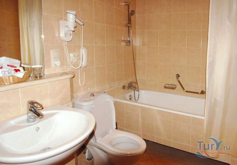 Ванная со средним ремонтом