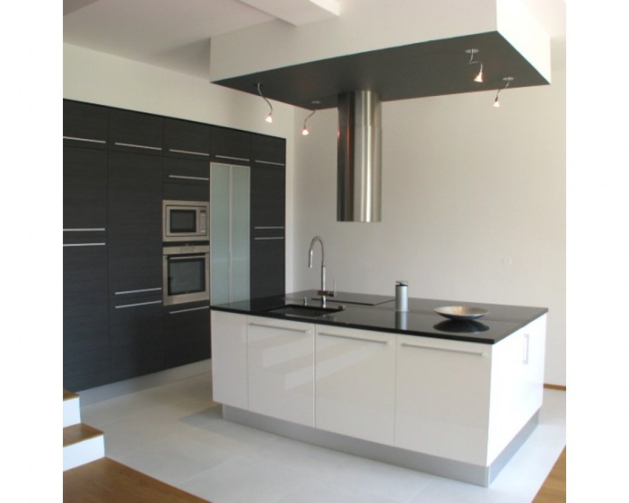 Вытяжка Lex Astoria 900