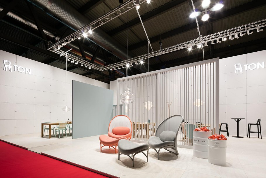 Розовый Минимализм Salone del mobile Milano