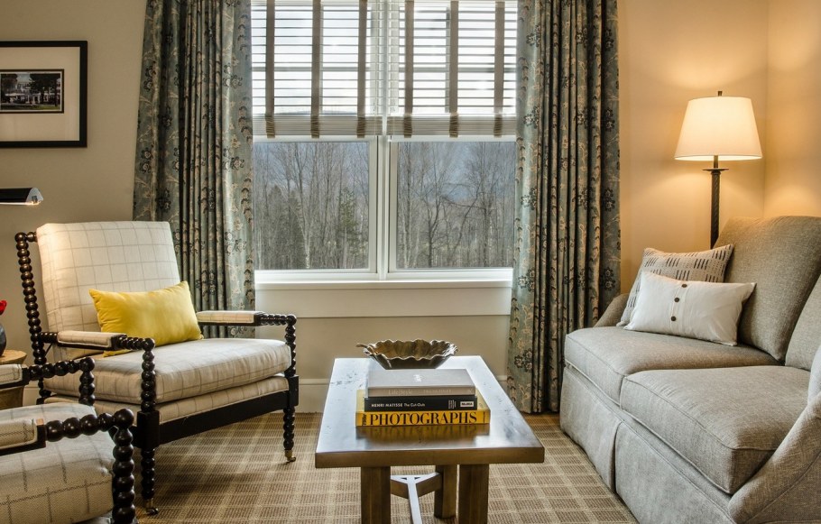 Уютная комната вечером