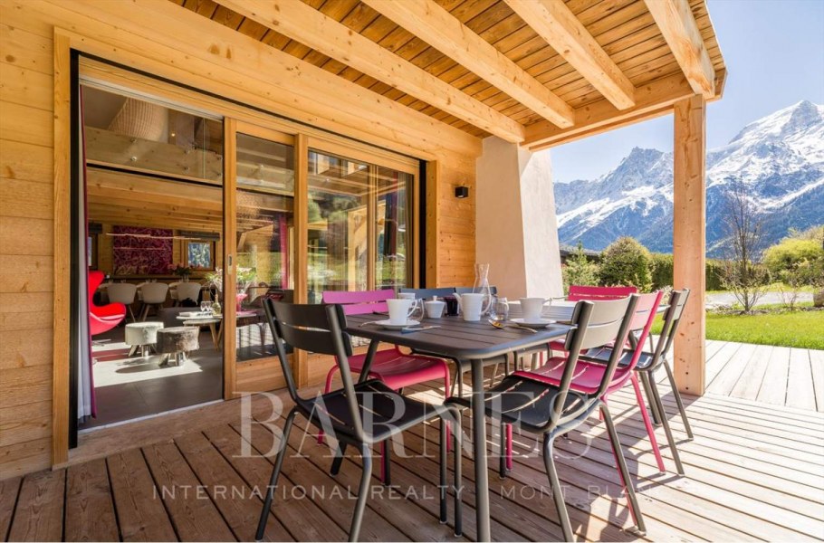 Detached House in Chamonix-Mont Blanc PREFA