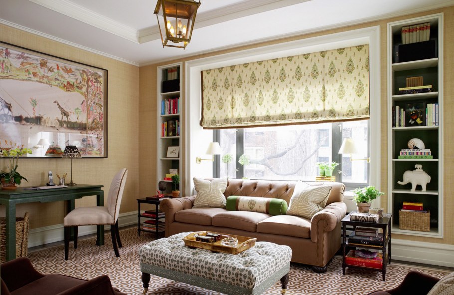 Шторы серого цвета в интерьере гостиной