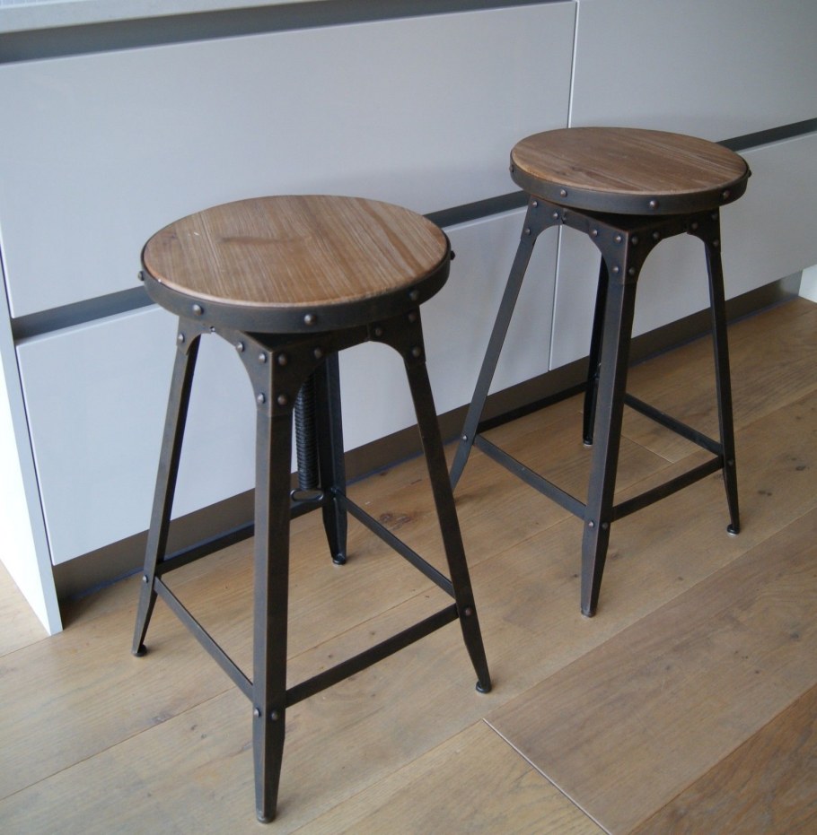 Мебель Олд скул лофт