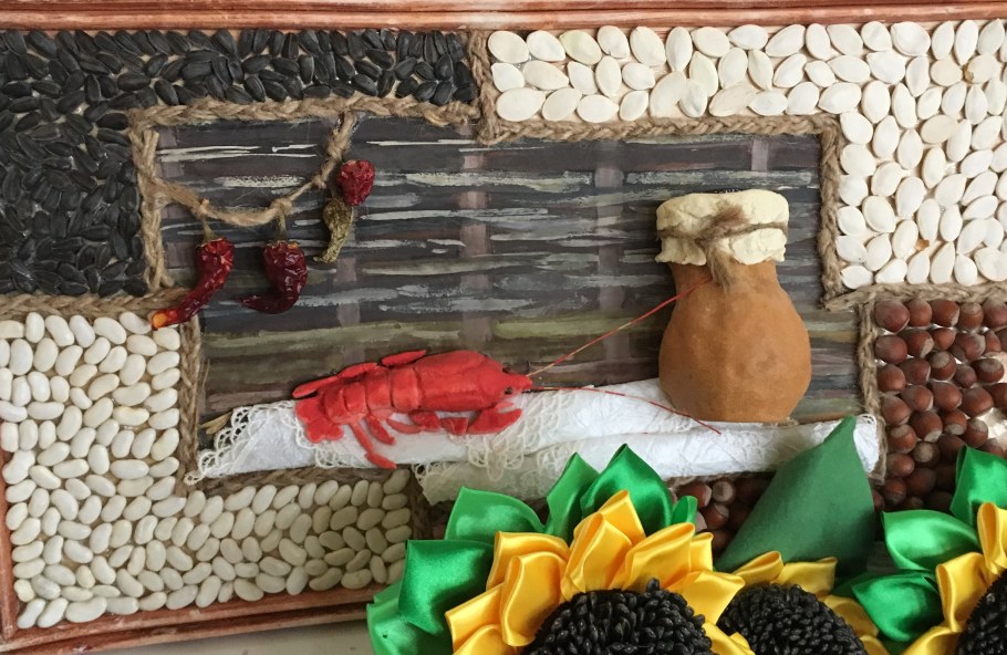 Оригинальная композиция 2021 года поделка в садик