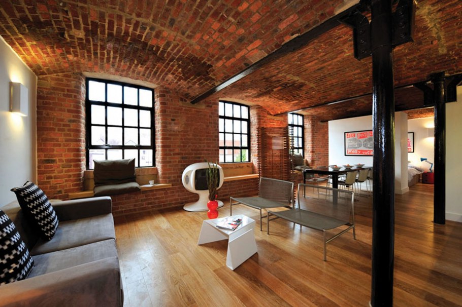 Круглое здание в стиле лофт