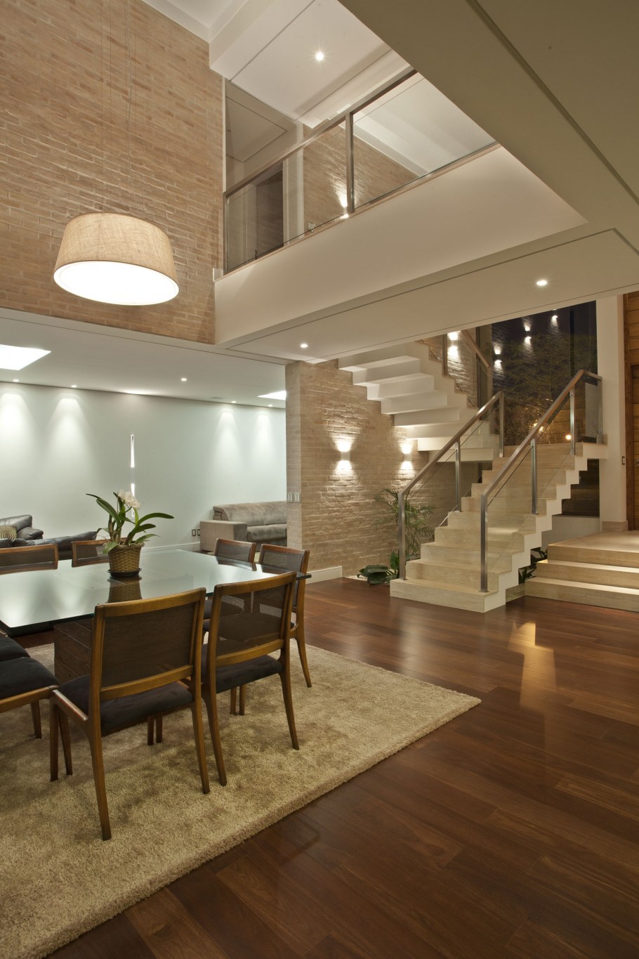 Интерьеры двухэтажных домов