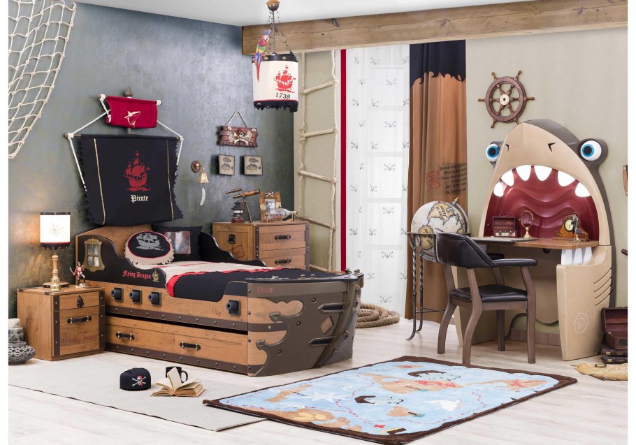 Мебель Чилек Блэк пират