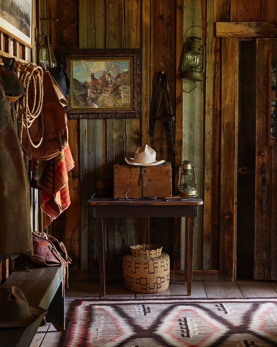 Интерьер салуна на диком западе