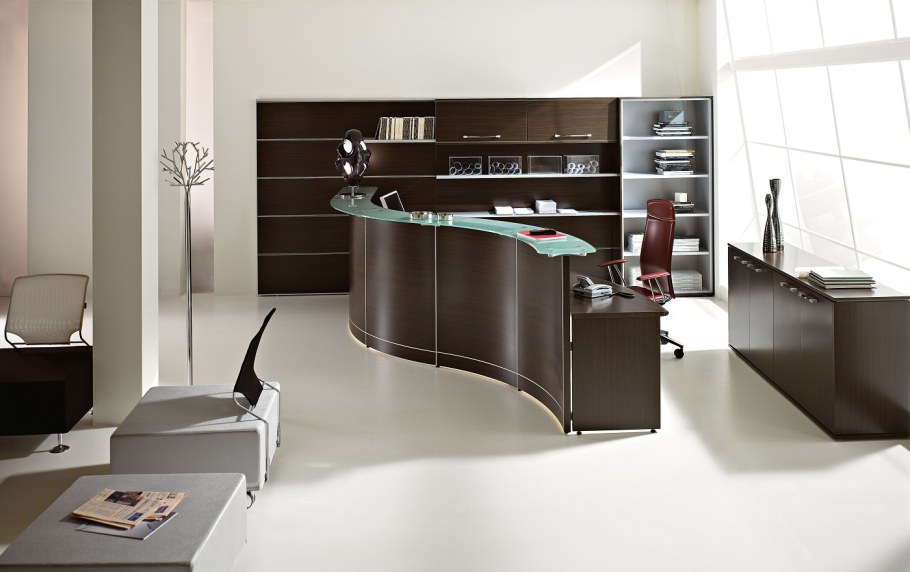 Интерьер кабинета секретаря в офисе