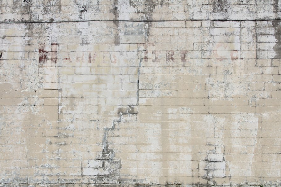 Стена в стиле гранж